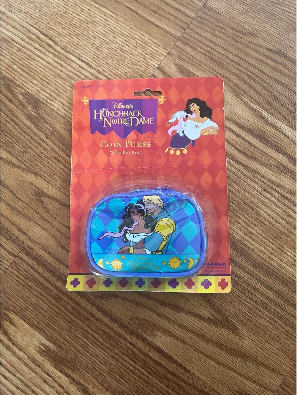 1996 Vintage Disney Hunchback of Notre Dame coin purse